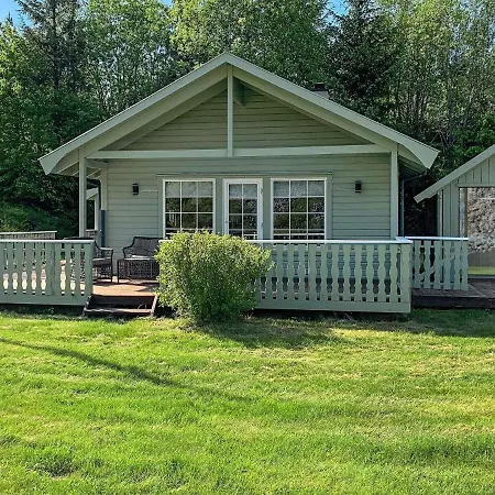 Three-bedroom In 2 * Jorpeland
