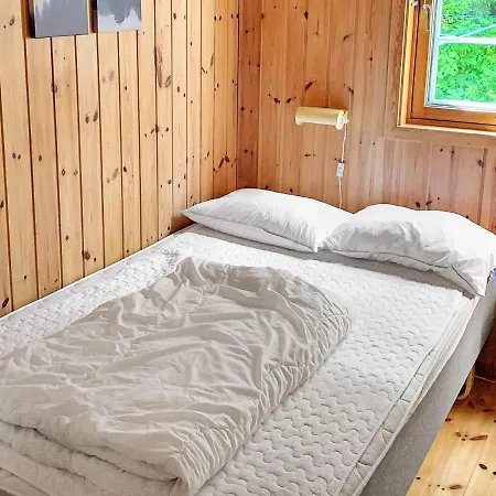 Three-bedroom In 2 Holiday home